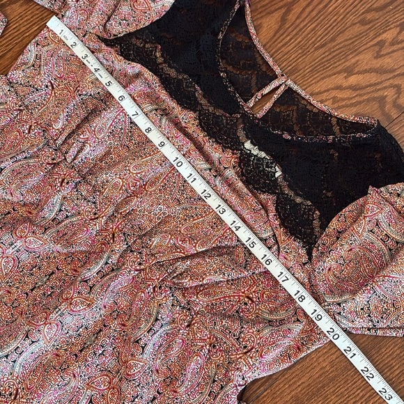 Motherhood maternity paisley lace 3/4 sleeves top blouse button key hole back SM - Picture 12 of 13